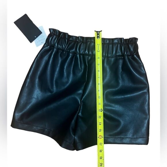 NWT Bagatelle Faux Leather Shorts W/ POCKETS black - Picture 7 of 7